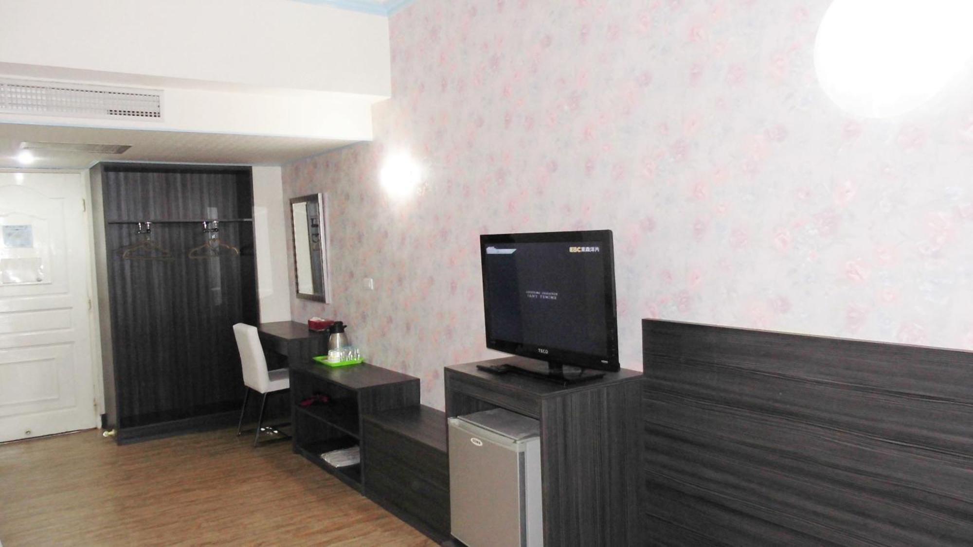 Modern Plaza Hotel Kaohsiung Zimmer foto