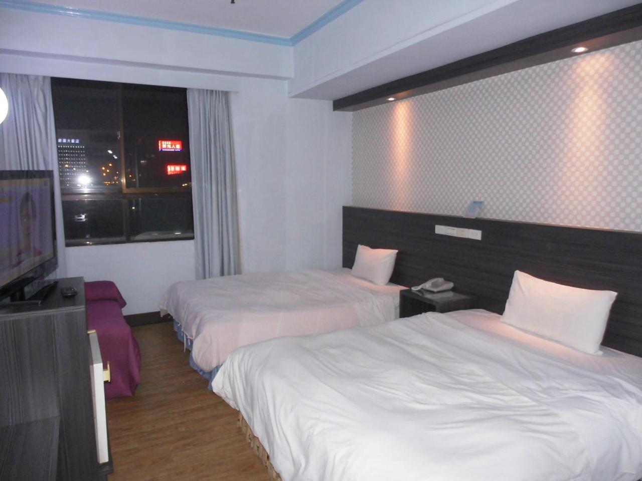 Modern Plaza Hotel Kaohsiung Zimmer foto